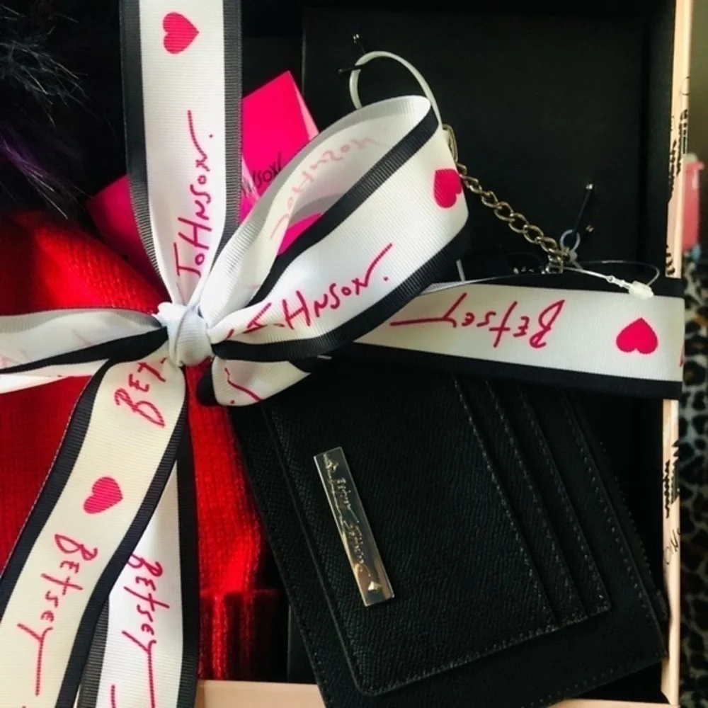 Betsey Johnson Pom Pom Beanie & Card Case Wallet Key Fob Gift Set NWT